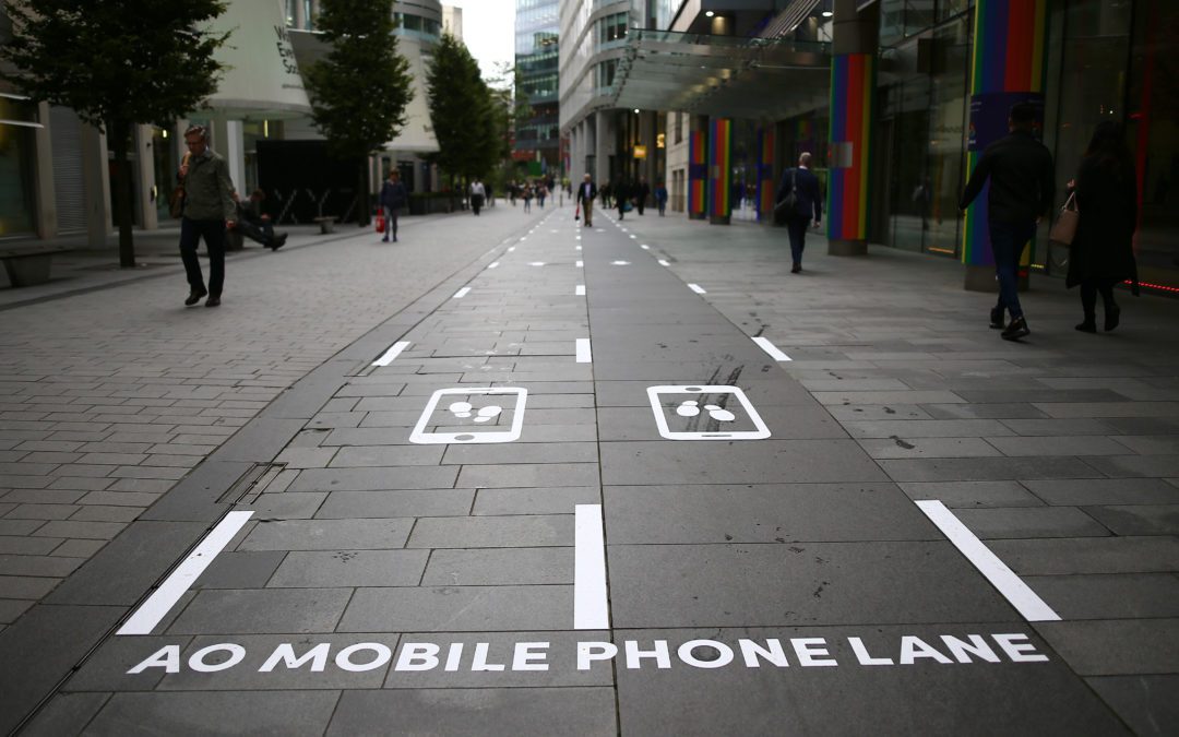 UK’s First Mobile Phone ‘Slow Lane’ Created for Distracted Walkers